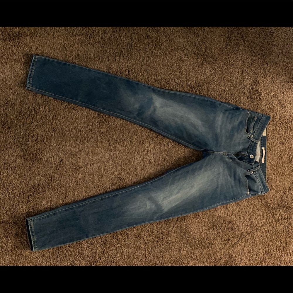 Levi skinny jeans